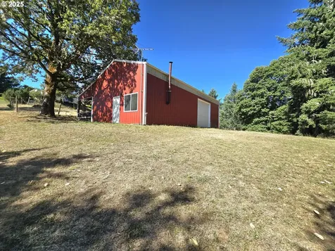 290 Bentridge Road Oakland OR 97462