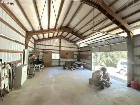 290 Bentridge Road Oakland OR 97462