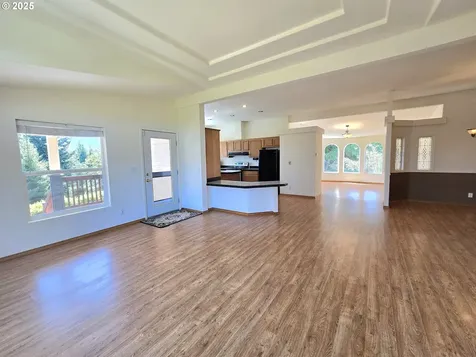290 Bentridge Road Oakland OR 97462