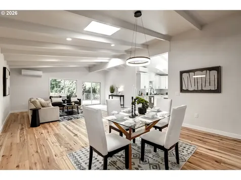 8885 SW Whitepine Lane Portland OR 97225