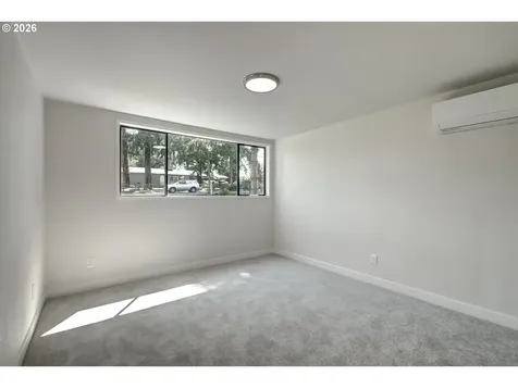 8885 SW Whitepine Lane Portland OR 97225