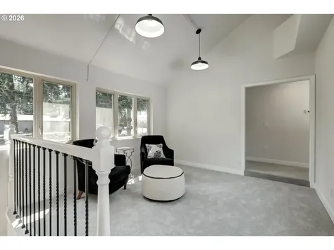 8885 SW Whitepine Lane Portland OR 97225