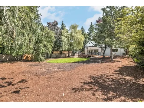 8885 SW Whitepine Lane Portland OR 97225