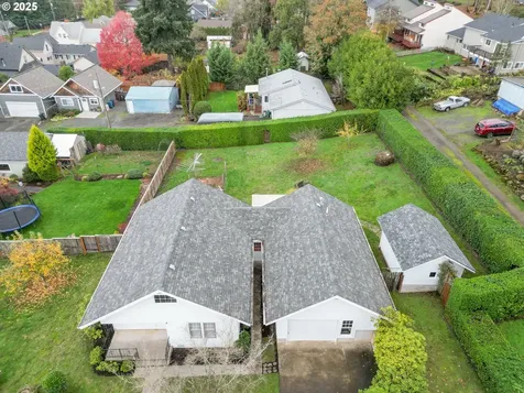 619 B Street Silverton OR 97381