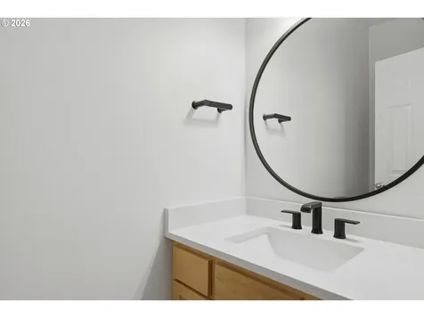 18211 NE 33rd Circle Vancouver WA 98682