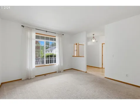 18211 NE 33rd Circle Vancouver WA 98682