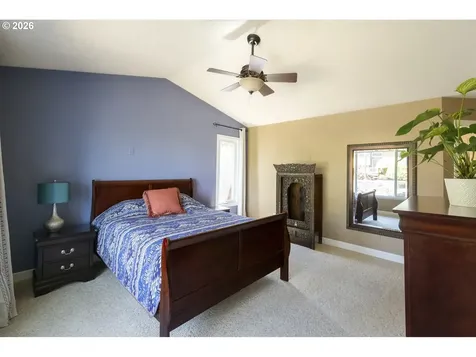 17295 Hanneman Court Gladstone OR 97027