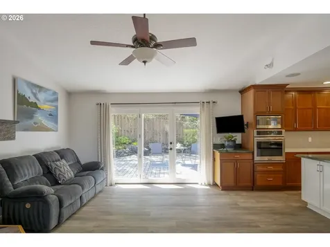 17295 Hanneman Court Gladstone OR 97027