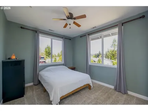 17295 Hanneman Court Gladstone OR 97027