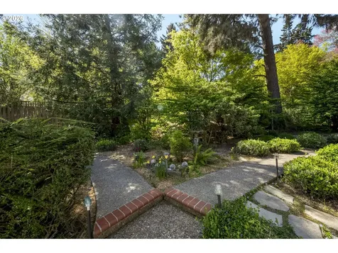 17295 Hanneman Court Gladstone OR 97027