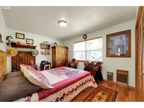37410 Hills Creek Road Springfield OR 97478