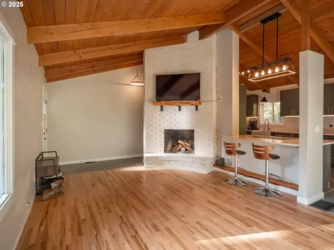 15981 S Neibur Road Oregon City OR 97045