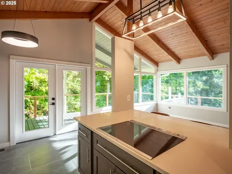 15981 S Neibur Road Oregon City OR 97045
