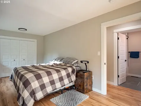 15981 S Neibur Road Oregon City OR 97045
