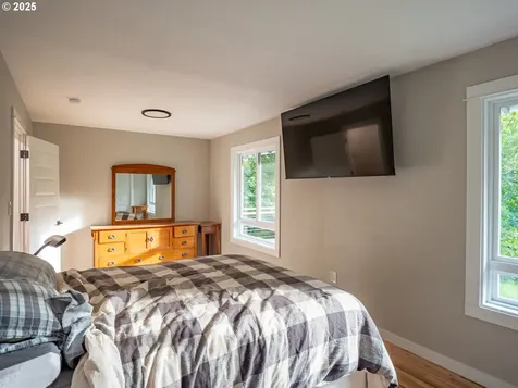 15981 S Neibur Road Oregon City OR 97045