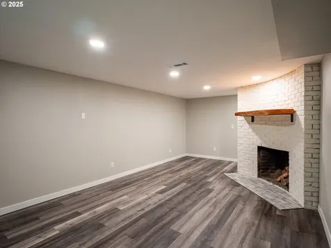 15981 S Neibur Road Oregon City OR 97045
