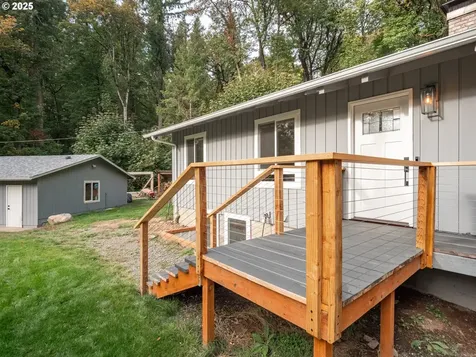 15981 S Neibur Road Oregon City OR 97045