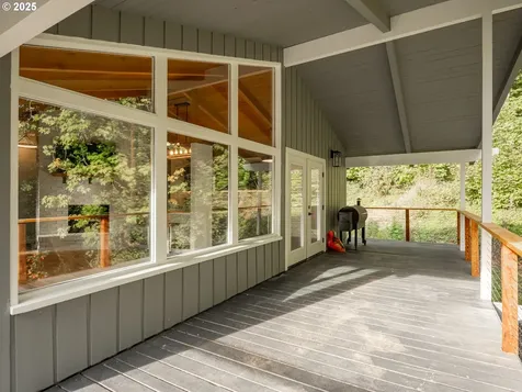 15981 S Neibur Road Oregon City OR 97045