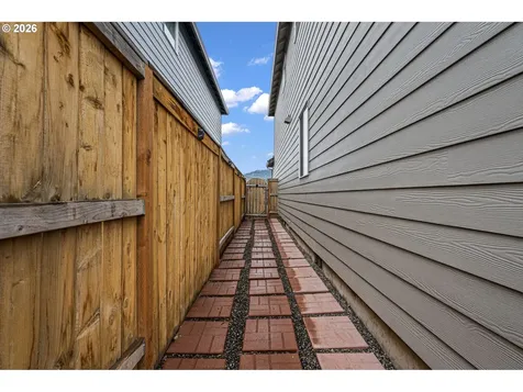 2651 Fenya Street Springfield OR 97477