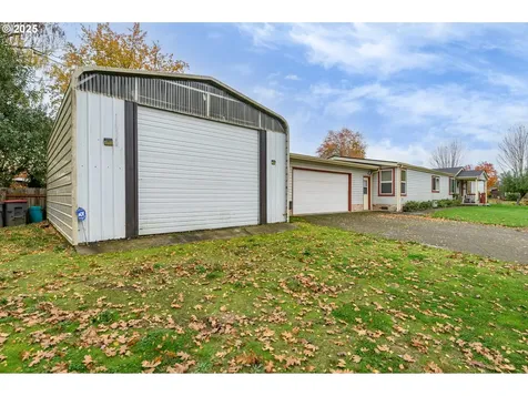 1412 NW Wallace Road Mcminnville OR 97128