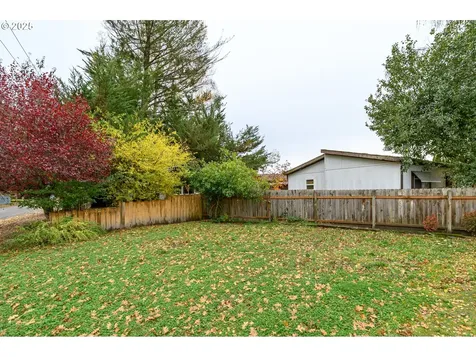 1412 NW Wallace Road Mcminnville OR 97128