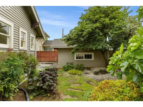 2915 NE 54th Avenue Portland OR 97213