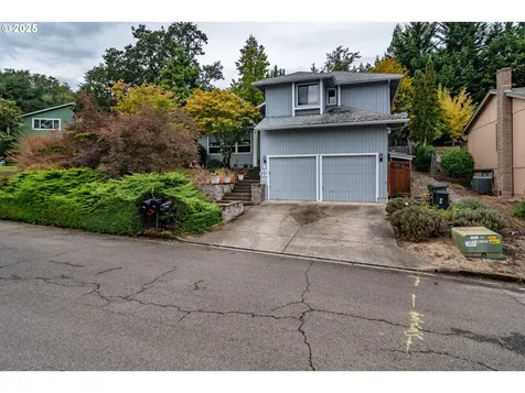 1006 Woodwillow Drive Roseburg OR 97471