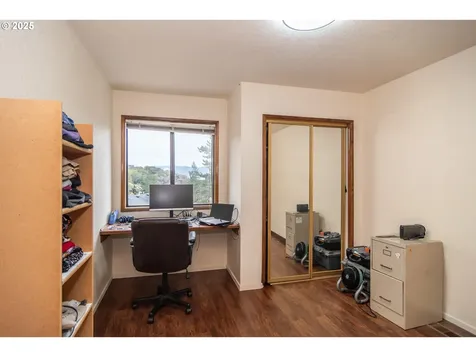 1006 Woodwillow Drive Roseburg OR 97471