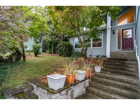 1006 Woodwillow Drive Roseburg OR 97471