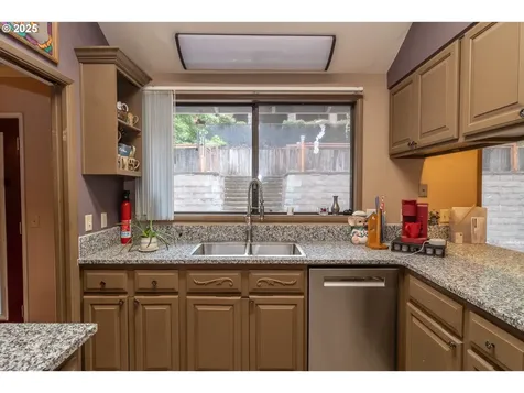 1006 Woodwillow Drive Roseburg OR 97471