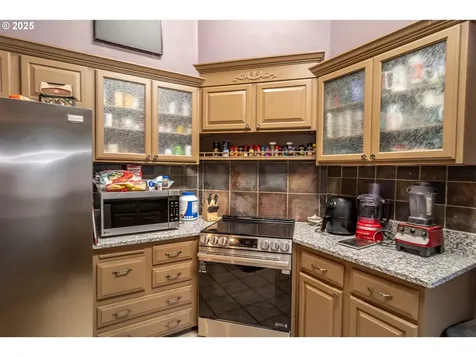 1006 Woodwillow Drive Roseburg OR 97471