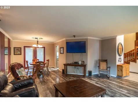 1006 Woodwillow Drive Roseburg OR 97471