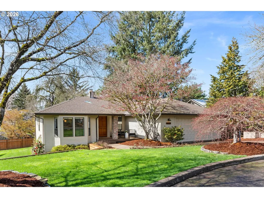 4674 SW Flower Place Portland OR 97221
