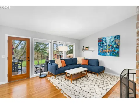 4674 SW Flower Place Portland OR 97221