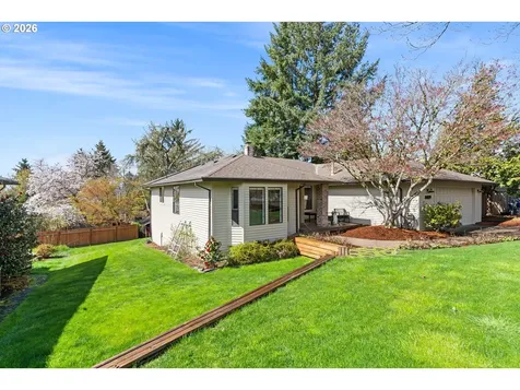 4674 SW Flower Place Portland OR 97221