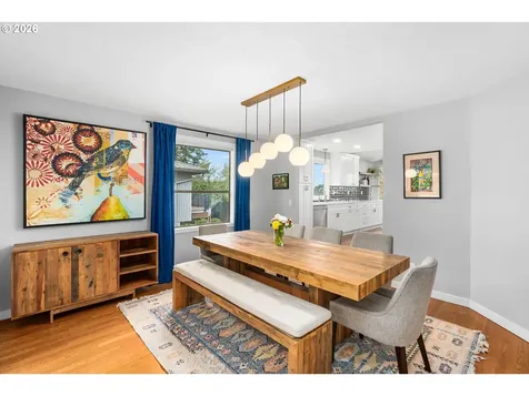 4674 SW Flower Place Portland OR 97221