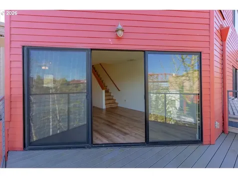 820 NW Naito Parkway Portland OR 97209
