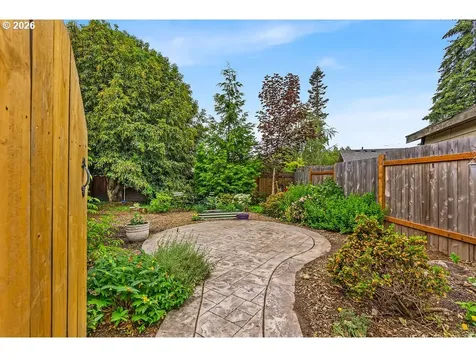 4895 SW 189th Court Beaverton OR 97078