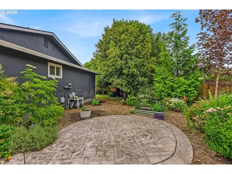 4895 SW 189th Court Beaverton OR 97078