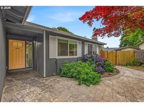 4895 SW 189th Court Beaverton OR 97078