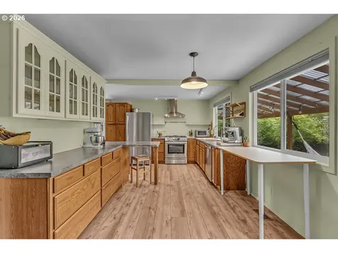 4895 SW 189th Court Beaverton OR 97078