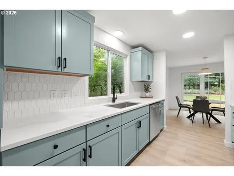 9451 SW Hume Court Tualatin OR 97062