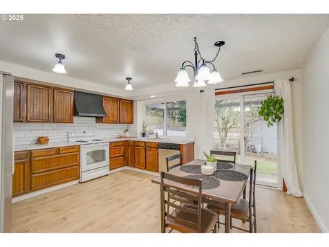 1424 NE 98th Avenue Vancouver WA 98664