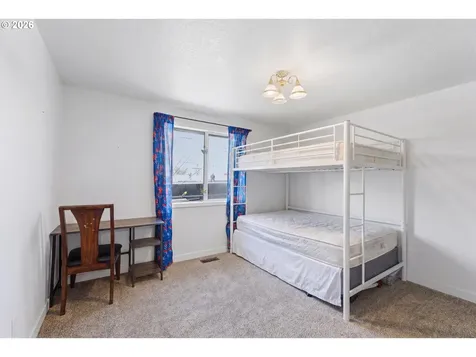 165 SW 12th Avenue Canby OR 97013
