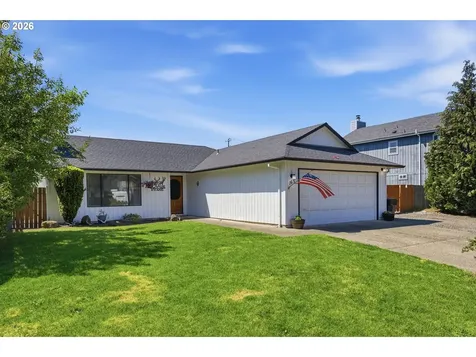 165 SW 12th Avenue Canby OR 97013