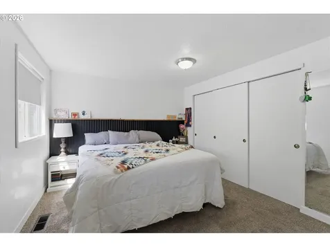 165 SW 12th Avenue Canby OR 97013