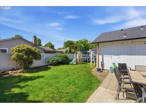 165 SW 12th Avenue Canby OR 97013