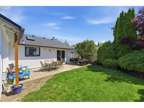 165 SW 12th Avenue Canby OR 97013