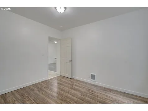 132 N Maple Street Kelso WA 98626