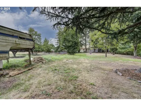 132 N Maple Street Kelso WA 98626